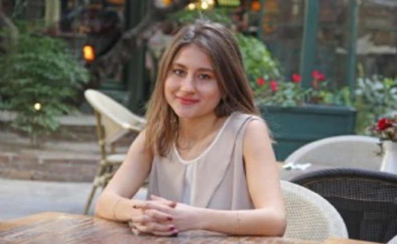 En Güzel Aşk Hikâye'ni yazdı, Paris'e gidiyor